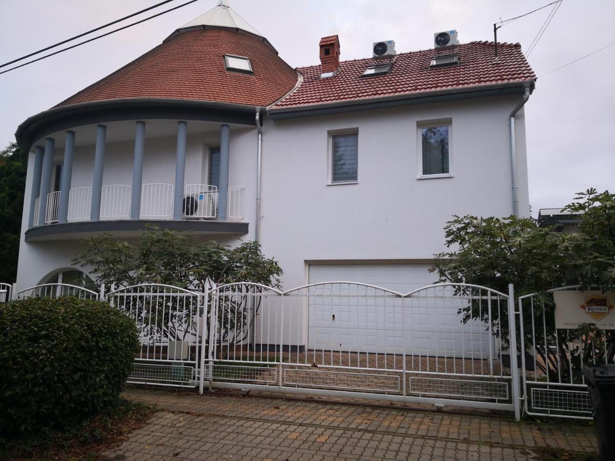 Kupola Apartman Szeged Exterior foto