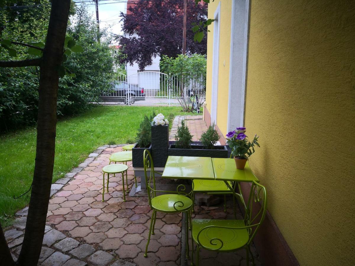 Kupola Apartman Szeged Exterior foto