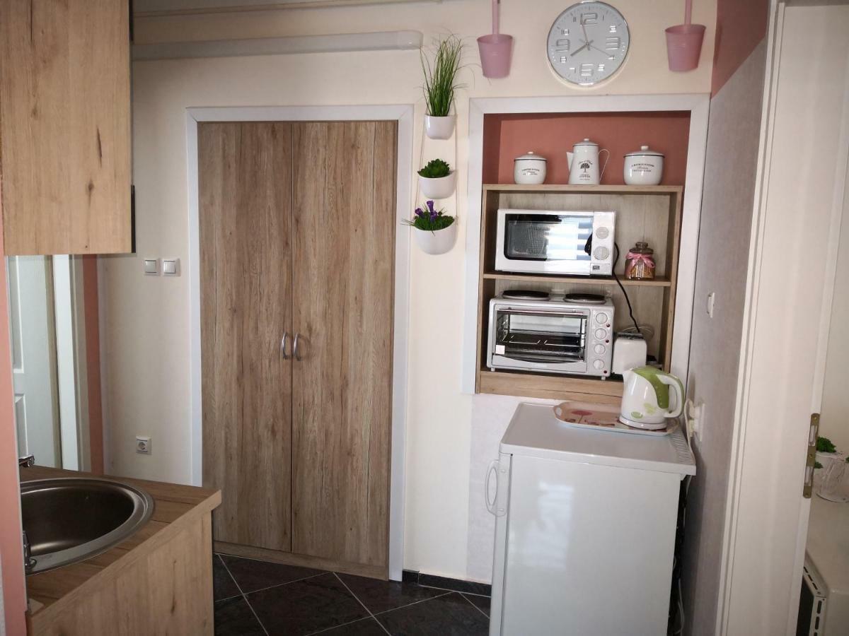 Kupola Apartman Szeged Exterior foto